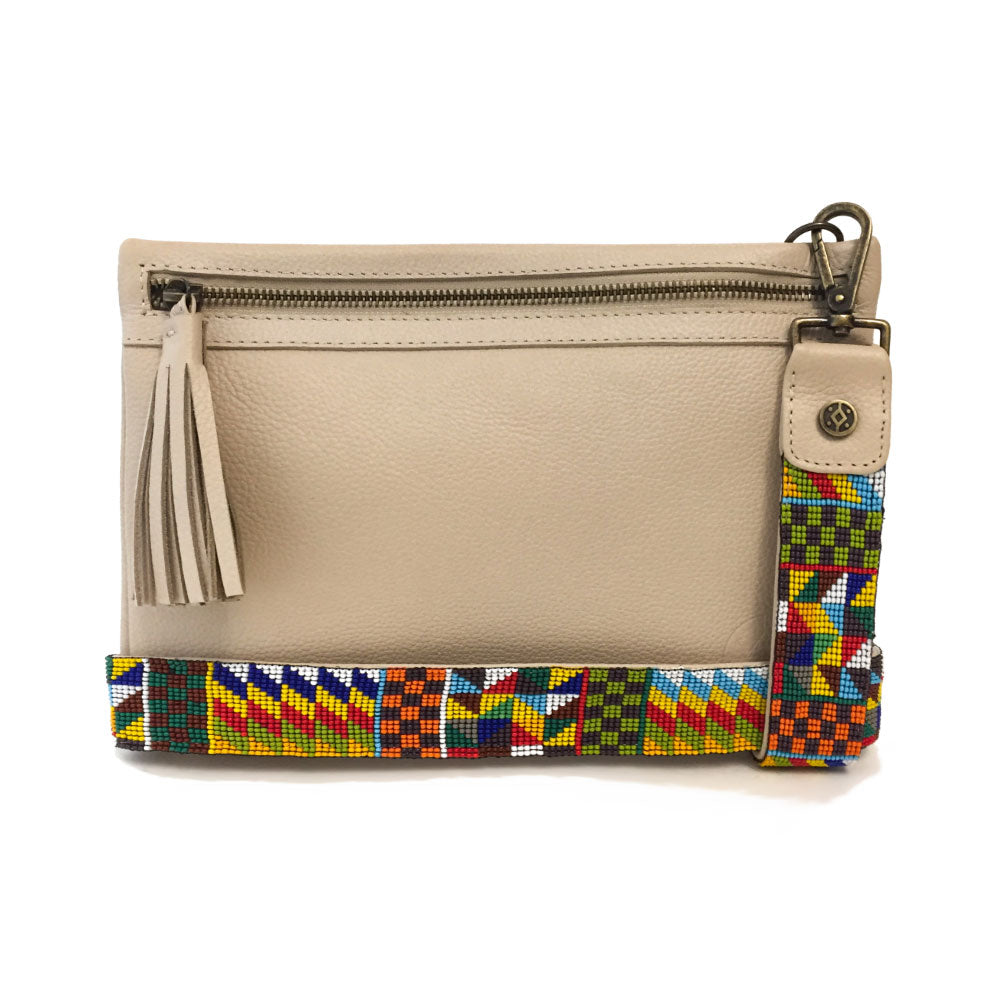Bolsa Clutch para mujer de asa larga intercambiable artesanal de chaquira color hueso
