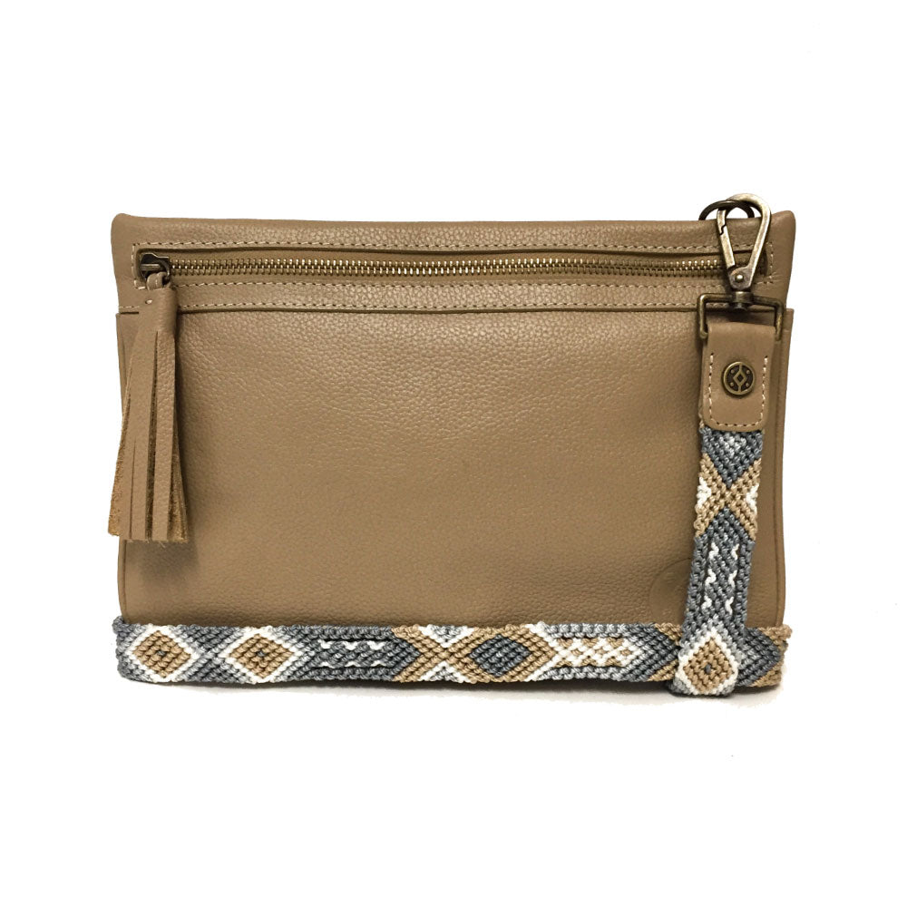 Bolsa Clutch para mujer de asa larga intercambiable artesanal de Chiapas color café gris
