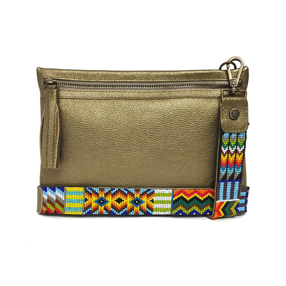 Bolsa Clutch para mujer de asa larga intercambiable artesanal de chaquira color ocre metálico