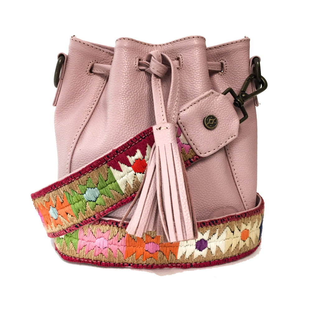 Bolsa de piel pequeña tipo morral para mujer con asa intercambiable de artesanía maya color rosa