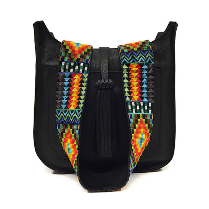 Bolsa para viaje de piel para mujer con cierre estilo bandolera  con asa intercambiable de artesanía de chaquira color negro