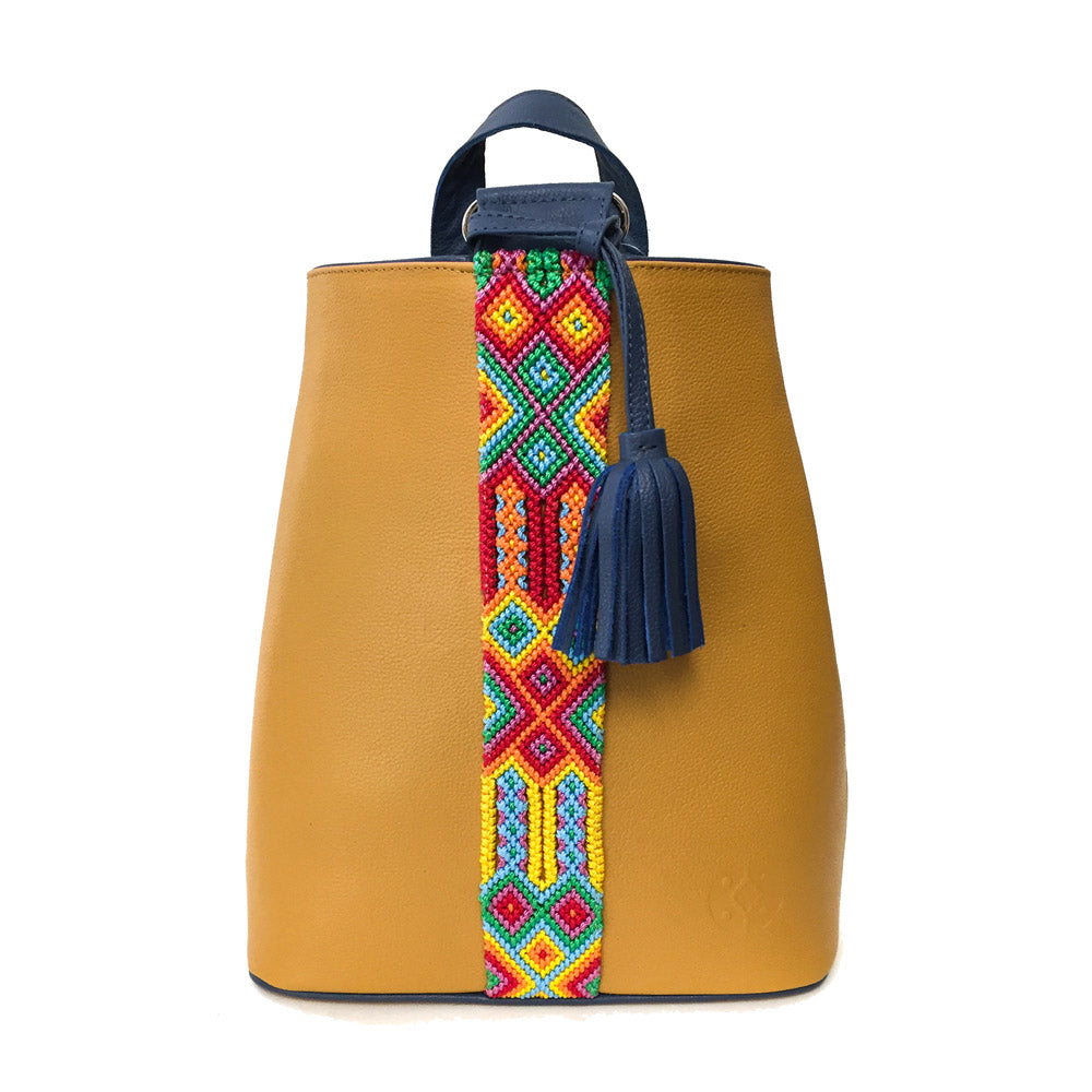Mochila Backpack de piel para mujer color amarillo con cinta artesanal Chiapaneca